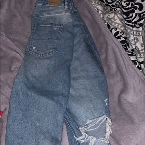 american eagle mom jeans size 6